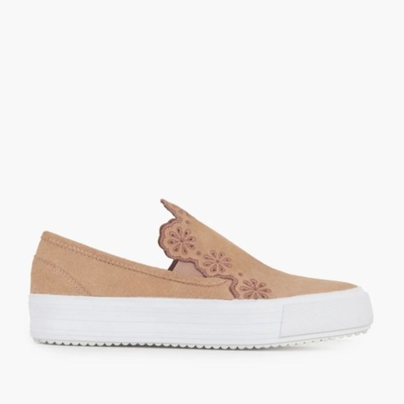 EUC Women's See By Chloe Vera Suede Slip-on Platform Eyelet Blush Sneakers - Picture 1 of 1